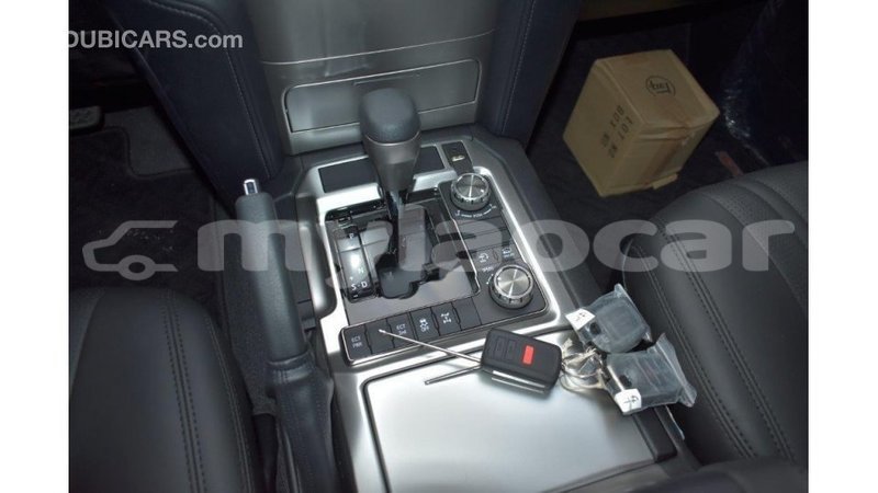 Big with watermark toyota land cruiser attapeu province import dubai 2046