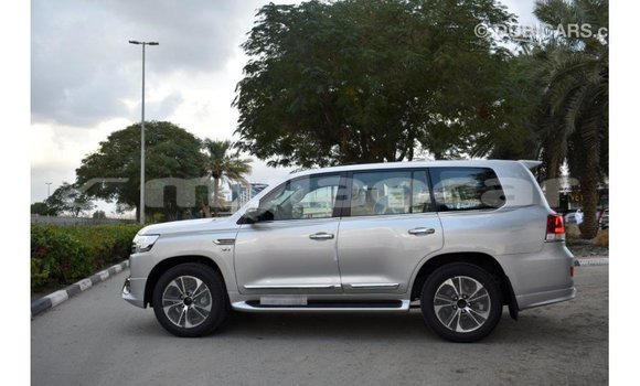 Buy Import Toyota Land Cruiser Other Car in Import - Dubai in Attapeu Province Buy Import Toyota Land Cruiser Other Car in Import - Dubai in Attapeu Province