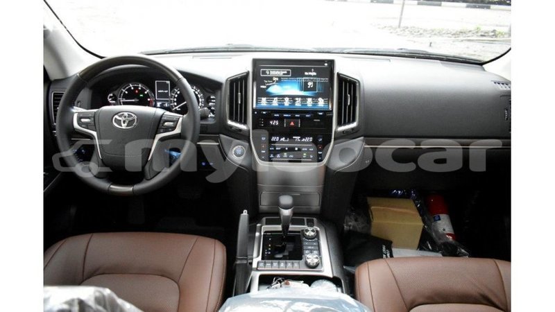 Big with watermark toyota land cruiser attapeu province import dubai 2049