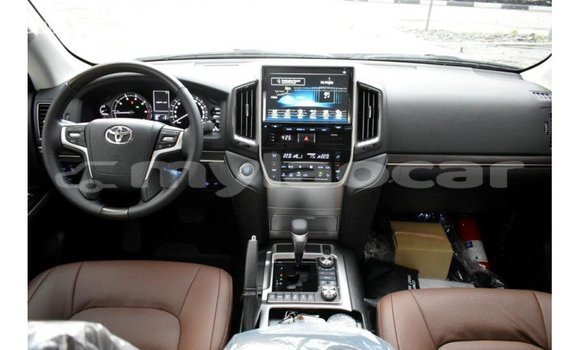 Buy Import Toyota Land Cruiser Other Car in Import - Dubai in Attapeu Province Buy Import Toyota Land Cruiser Other Car in Import - Dubai in Attapeu Province