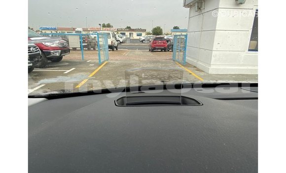 Buy Import Peugeot Traveller Black Car in Import - Dubai in Attapeu Province Buy Import Peugeot Traveller Black Car in Import - Dubai in Attapeu Province