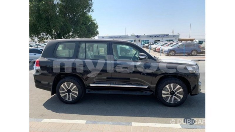 Big with watermark toyota land cruiser attapeu province import dubai 2062
