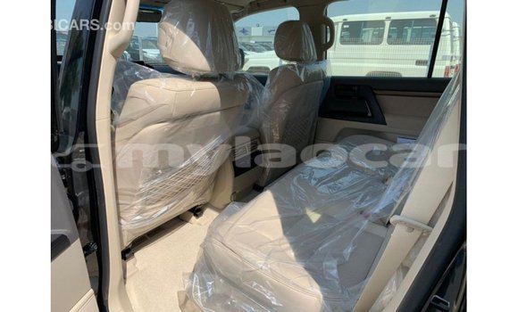 Buy Import Toyota Land Cruiser Black Car in Import - Dubai in Attapeu Province Buy Import Toyota Land Cruiser Black Car in Import - Dubai in Attapeu Province
