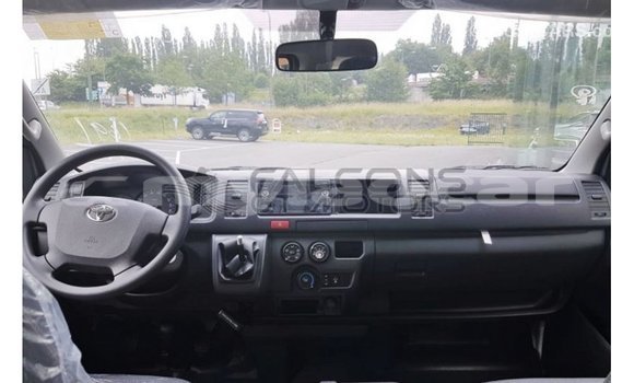 Buy Import Toyota Hiace White Car in Import - Dubai in Attapeu Province Buy Import Toyota Hiace White Car in Import - Dubai in Attapeu Province