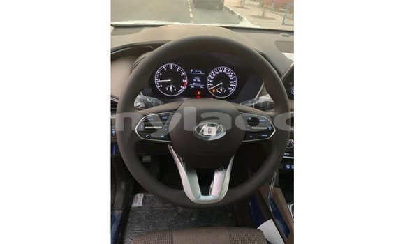 Buy Import Hyundai Santa Fe White Car in Import - Dubai in Attapeu Province Buy Import Hyundai Santa Fe White Car in Import - Dubai in Attapeu Province
