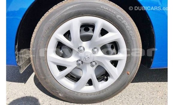 Acheter Import Voiture Hyundai i10 Bleu à Import - Dubai, Attapeu Province Acheter Import Voiture Hyundai i10 Bleu à Import - Dubai, Attapeu Province
