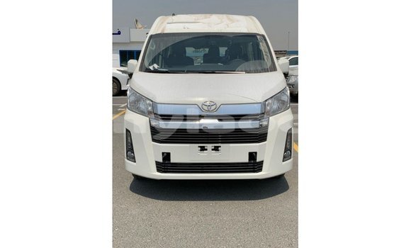 Acheter Import Voiture Toyota Hiace Blanc à Import - Dubai, Attapeu Province Acheter Import Voiture Toyota Hiace Blanc à Import - Dubai, Attapeu Province