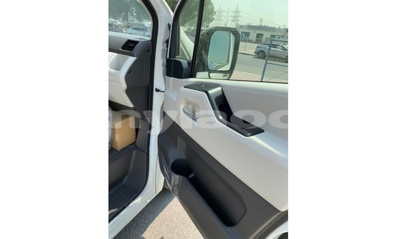 Acheter Import Voiture Toyota Hiace Blanc à Import - Dubai, Attapeu Province Acheter Import Voiture Toyota Hiace Blanc à Import - Dubai, Attapeu Province