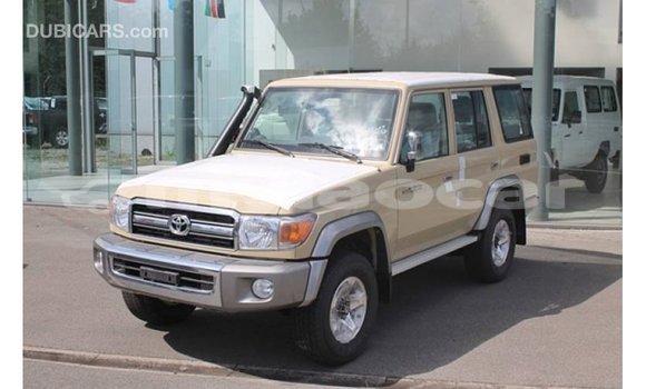 Buy Import Toyota Land Cruiser Beige Car in Import - Dubai in Attapeu Province Buy Import Toyota Land Cruiser Beige Car in Import - Dubai in Attapeu Province