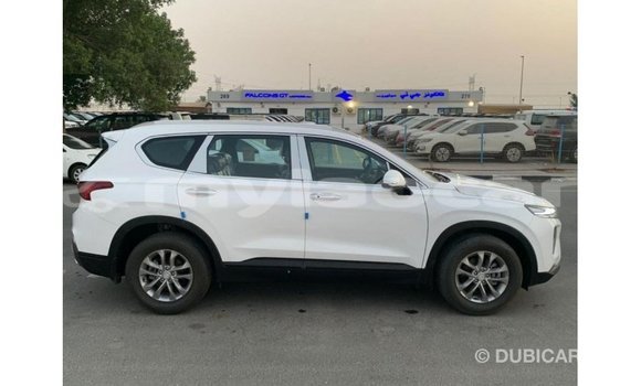 Buy Import Hyundai Santa Fe White Car in Import - Dubai in Attapeu Province Buy Import Hyundai Santa Fe White Car in Import - Dubai in Attapeu Province