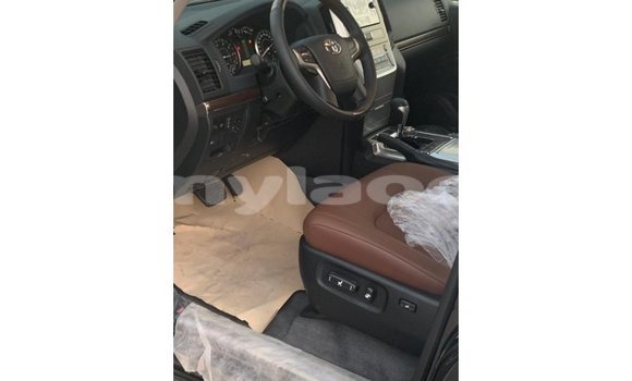 Buy Import Toyota Land Cruiser Black Car in Import - Dubai in Attapeu Province Buy Import Toyota Land Cruiser Black Car in Import - Dubai in Attapeu Province