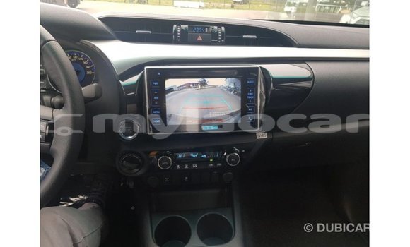 Buy Import Toyota Hilux Brown Car in Import - Dubai in Attapeu Province Buy Import Toyota Hilux Brown Car in Import - Dubai in Attapeu Province