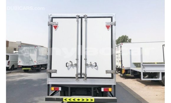 Buy Import Hino 300 Series White Truck in Import - Dubai in Attapeu Province Buy Import Hino 300 Series White Truck in Import - Dubai in Attapeu Province