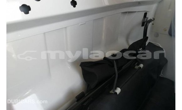 Buy Import Mitsubishi Carisma White Car in Import - Dubai in Attapeu Province Buy Import Mitsubishi Carisma White Car in Import - Dubai in Attapeu Province