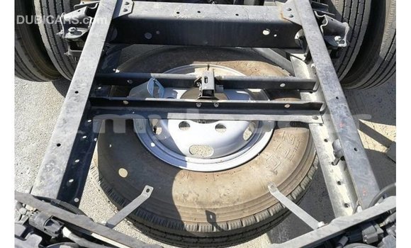 Buy Import Mitsubishi Carisma White Car in Import - Dubai in Attapeu Province Buy Import Mitsubishi Carisma White Car in Import - Dubai in Attapeu Province