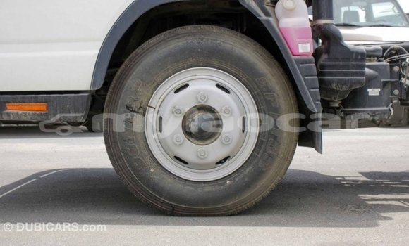 Buy Import Mitsubishi Carisma White Car in Import - Dubai in Attapeu Province Buy Import Mitsubishi Carisma White Car in Import - Dubai in Attapeu Province