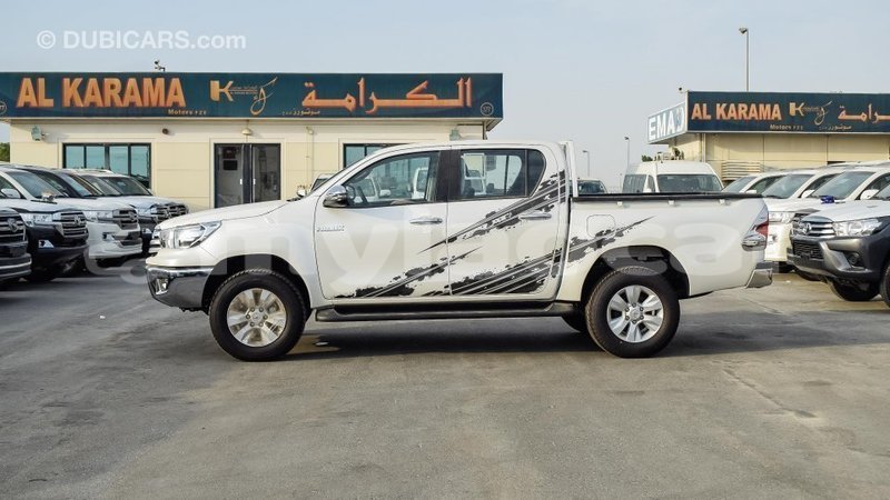 Big with watermark toyota hilux attapeu province import dubai 2085