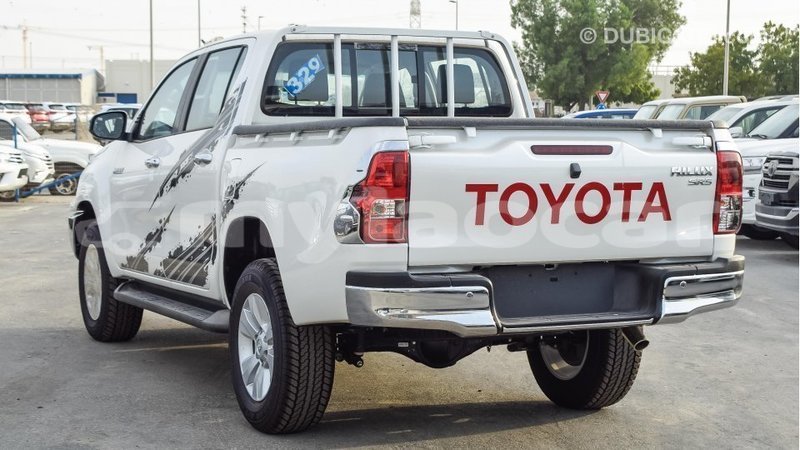 Big with watermark toyota hilux attapeu province import dubai 2085