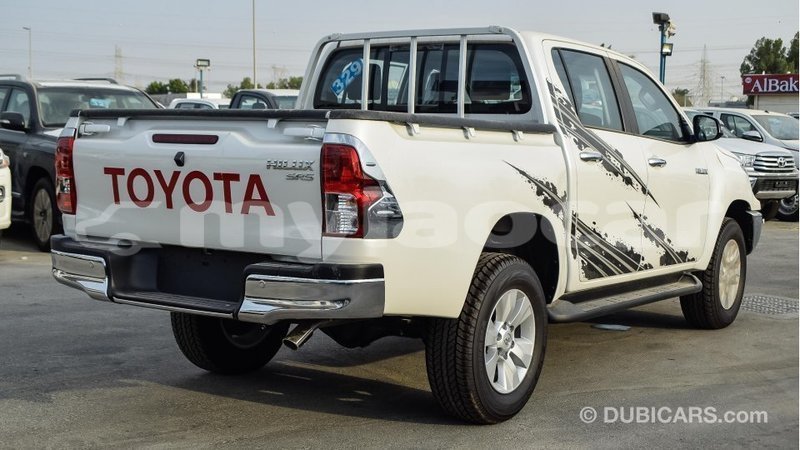 Big with watermark toyota hilux attapeu province import dubai 2085