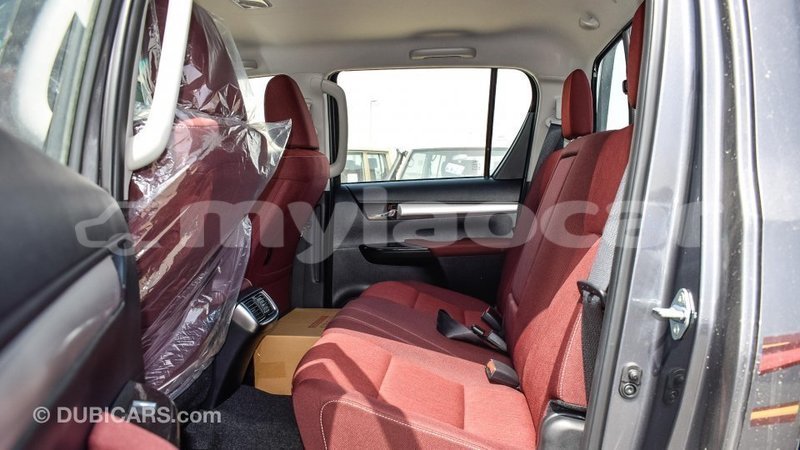 Big with watermark toyota hilux attapeu province import dubai 2088