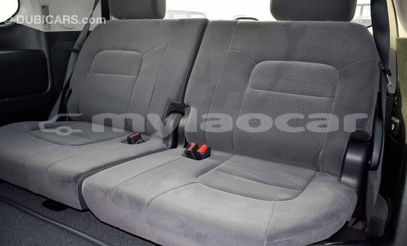 Buy Import Toyota Land Cruiser White Car in Import - Dubai in Attapeu Province Buy Import Toyota Land Cruiser White Car in Import - Dubai in Attapeu Province