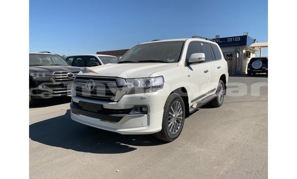 ຊື້ ການ ນຳ ເຂົ້າ Toyota Land Cruiser White ລົດ ໃນ Import - Dubai ໃນ Attapeu Province ຊື້ ການ ນຳ ເຂົ້າ Toyota Land Cruiser White ລົດ ໃນ Import - Dubai ໃນ Attapeu Province