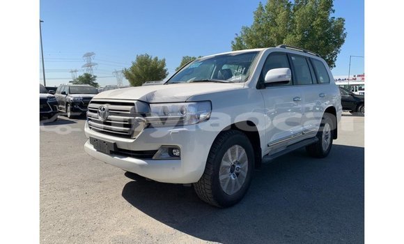 Buy Import Toyota Land Cruiser White Car in Import - Dubai in Attapeu Province Buy Import Toyota Land Cruiser White Car in Import - Dubai in Attapeu Province