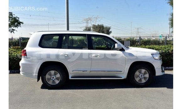 Buy Import Toyota Land Cruiser White Car in Import - Dubai in Attapeu Province Buy Import Toyota Land Cruiser White Car in Import - Dubai in Attapeu Province