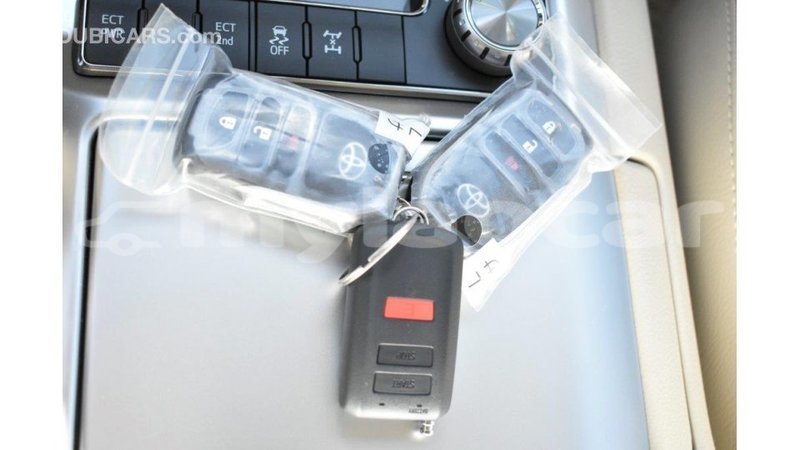 Big with watermark toyota land cruiser attapeu province import dubai 2105