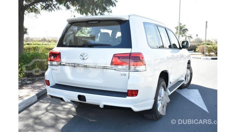 Big with watermark toyota land cruiser attapeu province import dubai 2105
