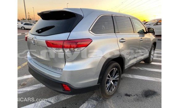 Buy Import Toyota Highlander Other Car in Import - Dubai in Attapeu Province Buy Import Toyota Highlander Other Car in Import - Dubai in Attapeu Province