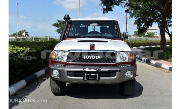 Buy Import Toyota Land Cruiser Red Car in Import - Dubai in Attapeu Province Buy Import Toyota Land Cruiser Red Car in Import - Dubai in Attapeu Province