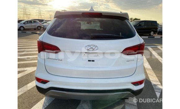 Buy Import Hyundai Santa Fe White Car in Import - Dubai in Attapeu Province Buy Import Hyundai Santa Fe White Car in Import - Dubai in Attapeu Province