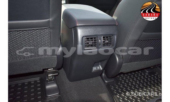 Acheter Import Voiture Toyota 4Runner Blanc à Import - Dubai, Attapeu Province Acheter Import Voiture Toyota 4Runner Blanc à Import - Dubai, Attapeu Province