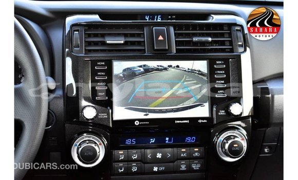 Acheter Import Voiture Toyota 4Runner Blanc à Import - Dubai, Attapeu Province Acheter Import Voiture Toyota 4Runner Blanc à Import - Dubai, Attapeu Province