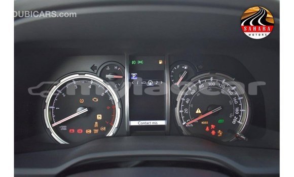Acheter Import Voiture Toyota 4Runner Blanc à Import - Dubai, Attapeu Province Acheter Import Voiture Toyota 4Runner Blanc à Import - Dubai, Attapeu Province