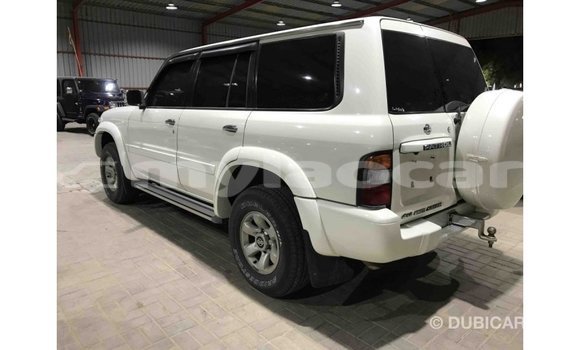 Buy Import Nissan Patrol White Car in Import - Dubai in Attapeu Province Buy Import Nissan Patrol White Car in Import - Dubai in Attapeu Province