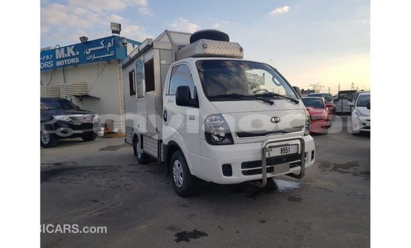 ຊື້ ການ ນຳ ເຂົ້າ Kia Rio White ລົດ ໃນ Import - Dubai ໃນ Attapeu Province ຊື້ ການ ນຳ ເຂົ້າ Kia Rio White ລົດ ໃນ Import - Dubai ໃນ Attapeu Province