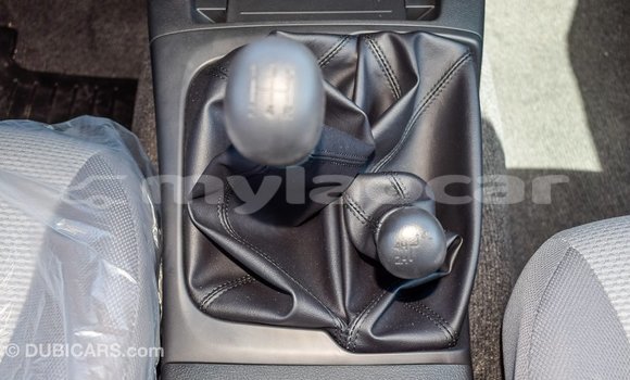 Buy Import Mitsubishi L200 White Car in Import - Dubai in Attapeu Province Buy Import Mitsubishi L200 White Car in Import - Dubai in Attapeu Province