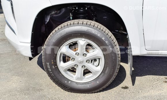 Buy Import Mitsubishi L200 White Car in Import - Dubai in Attapeu Province Buy Import Mitsubishi L200 White Car in Import - Dubai in Attapeu Province