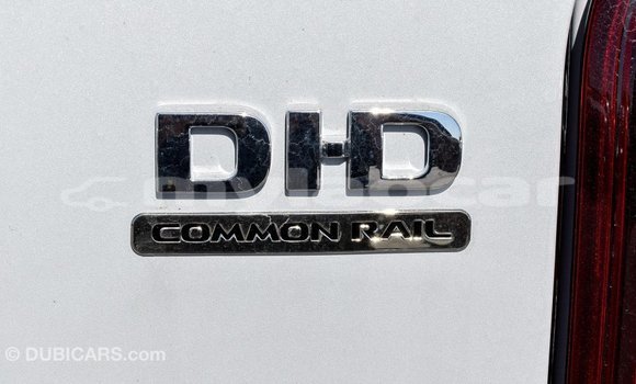 Buy Import Mitsubishi L200 White Car in Import - Dubai in Attapeu Province Buy Import Mitsubishi L200 White Car in Import - Dubai in Attapeu Province