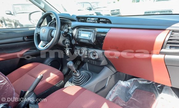 Buy Import Toyota Hilux White Car in Import - Dubai in Attapeu Province Buy Import Toyota Hilux White Car in Import - Dubai in Attapeu Province