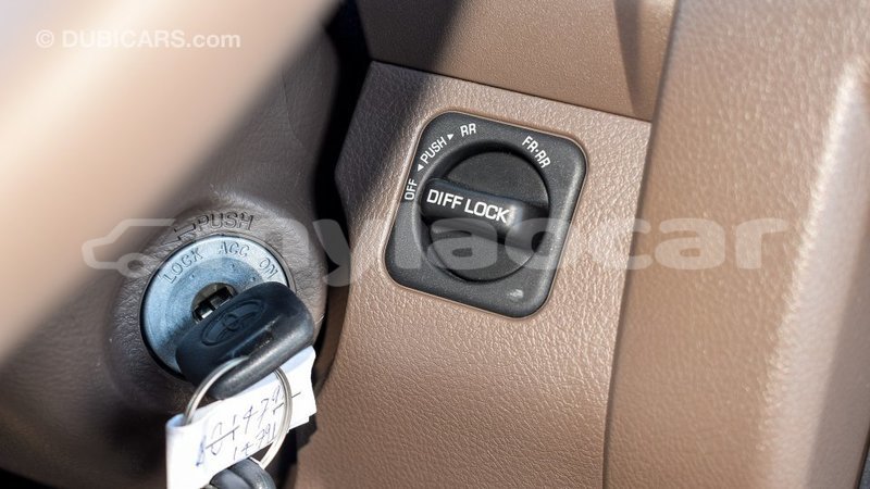 Big with watermark toyota land cruiser attapeu province import dubai 2139