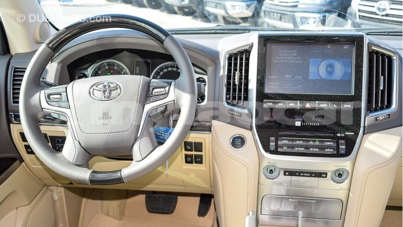Big with watermark toyota land cruiser attapeu province import dubai 2140