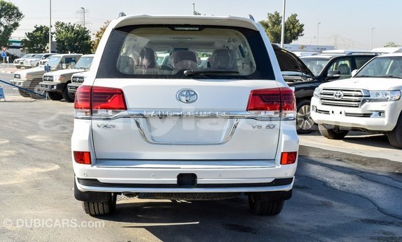 Buy Import Toyota Land Cruiser White Car in Import - Dubai in Attapeu Province Buy Import Toyota Land Cruiser White Car in Import - Dubai in Attapeu Province
