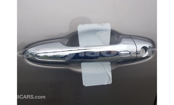 Buy Import Toyota Hilux Other Car in Import - Dubai in Attapeu Province Buy Import Toyota Hilux Other Car in Import - Dubai in Attapeu Province