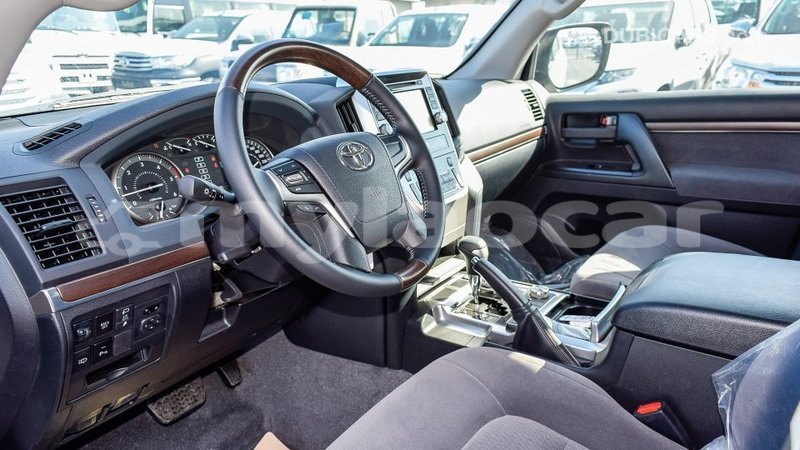 Big with watermark toyota land cruiser attapeu province import dubai 2146