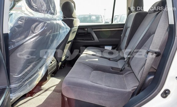 Buy Import Toyota Land Cruiser White Car in Import - Dubai in Attapeu Province Buy Import Toyota Land Cruiser White Car in Import - Dubai in Attapeu Province
