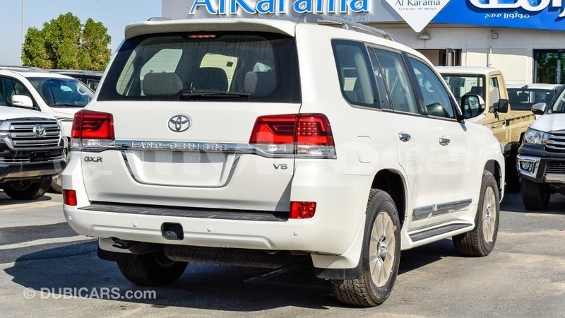 Big with watermark toyota land cruiser attapeu province import dubai 2146