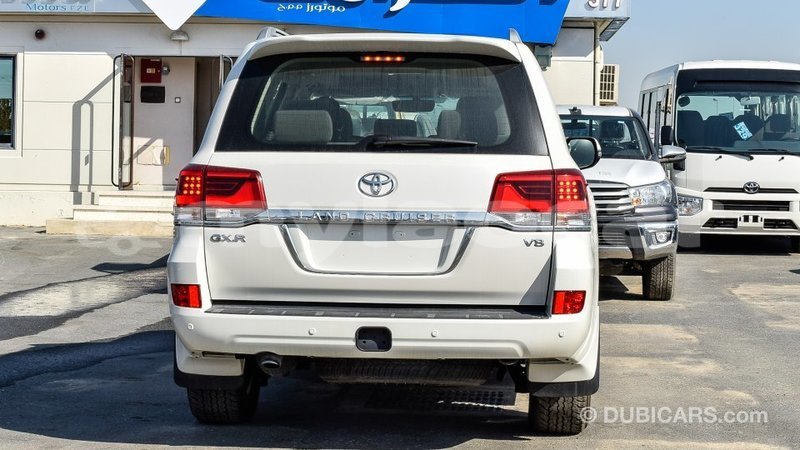 Big with watermark toyota land cruiser attapeu province import dubai 2146